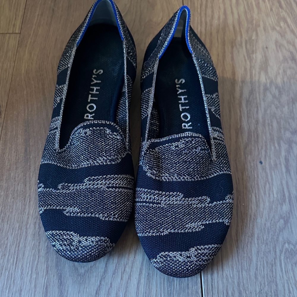 Rothy's Black and Pink Textured Loafers